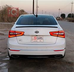 كيا كادينزا